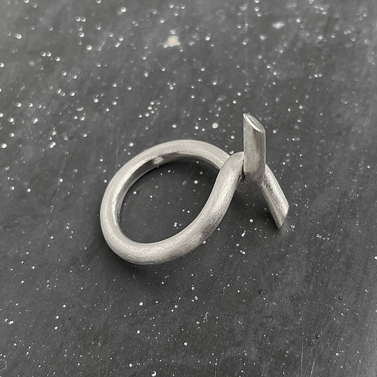 BARB ring XS silver side view I shop.bkreb.com