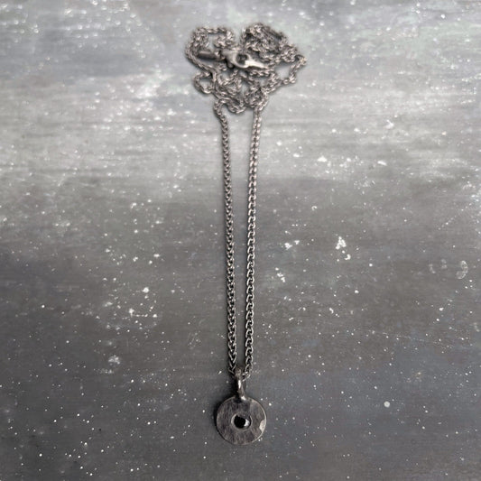 DOT necklace - Black Sapphire