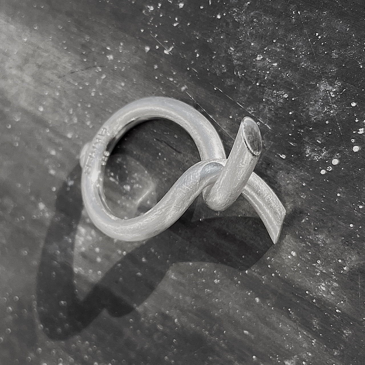 BARB ring S silver top view I shop.bkreb.com