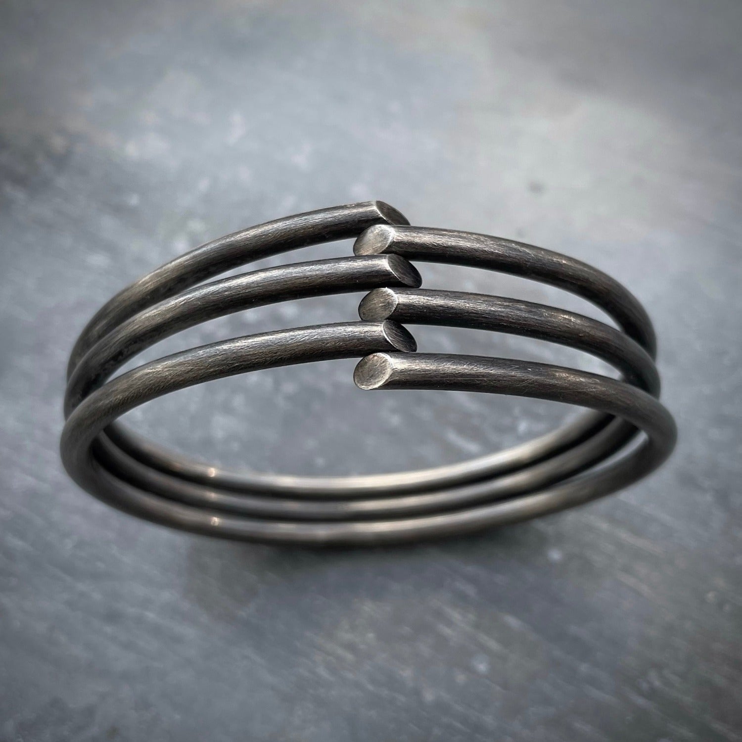 B3 bangle black I shop.bkreb.com