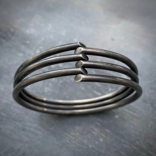 B3 bangle black I shop.bkreb.com