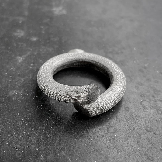 B1 ring raw with surface structure I shop.bkreb.com