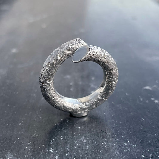 B1 ring silver with rough surface structure I shop.bkreb.com