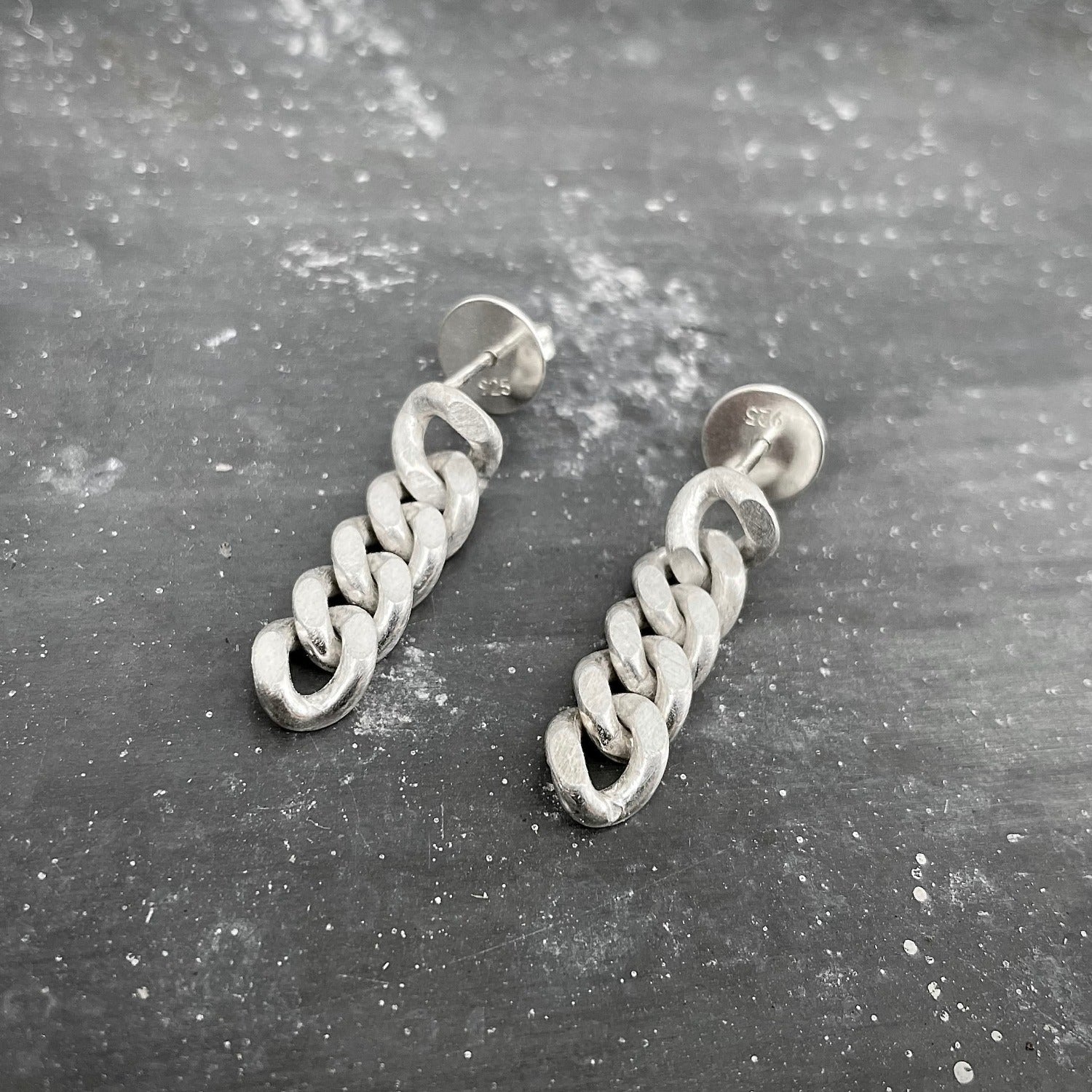 CHAIN earstuds tank track silver short I shop.bkreb.com