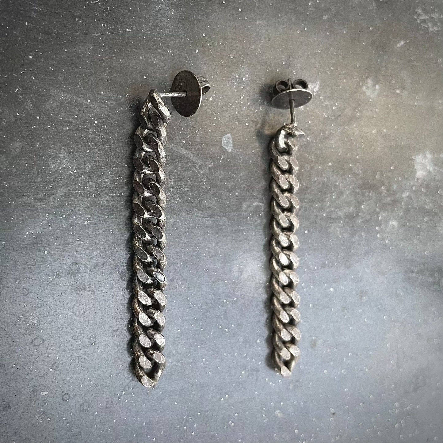 CHAIN earstuds black tank track long I shop.bkreb.com