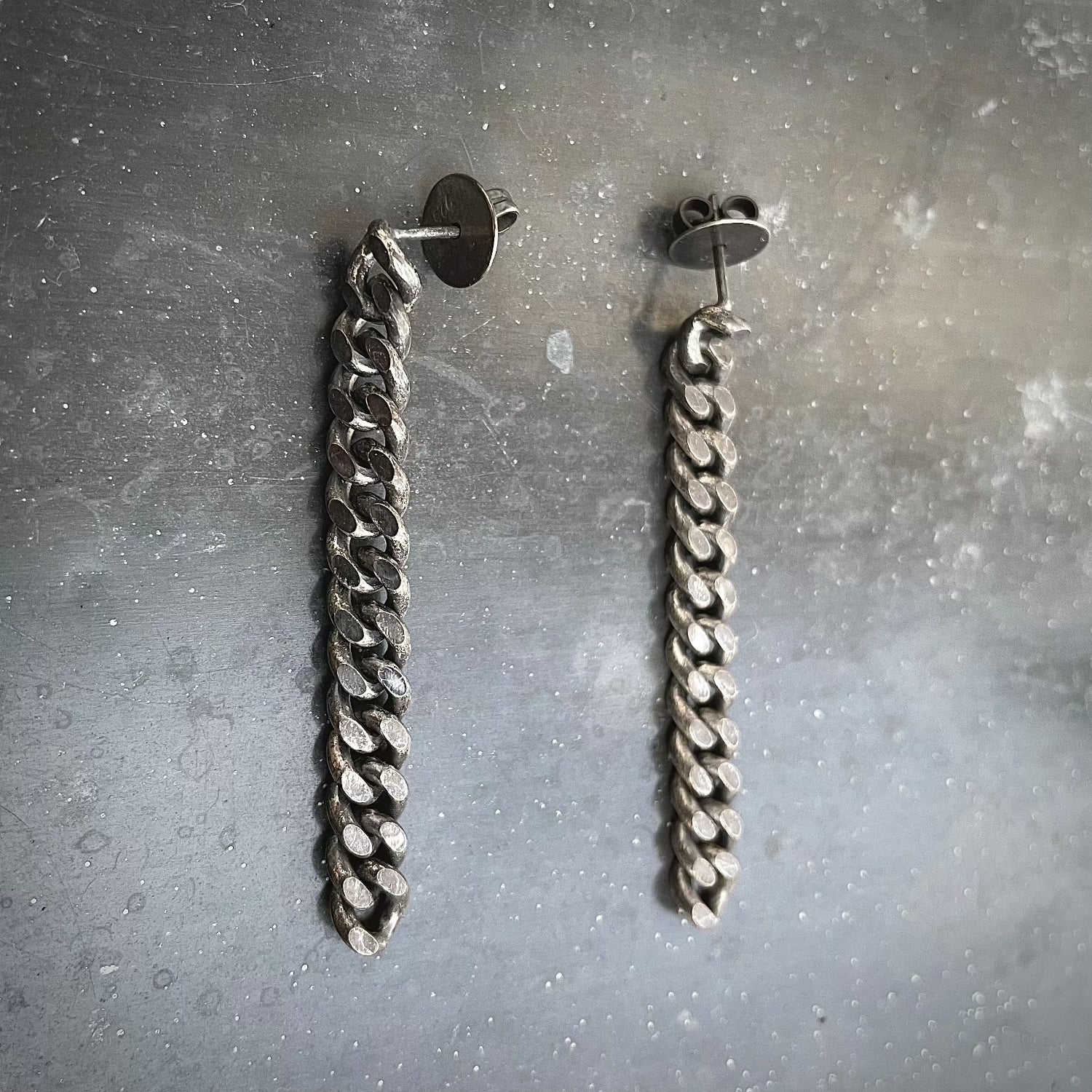 CHAIN earstuds black tank track long I shop.bkreb.com