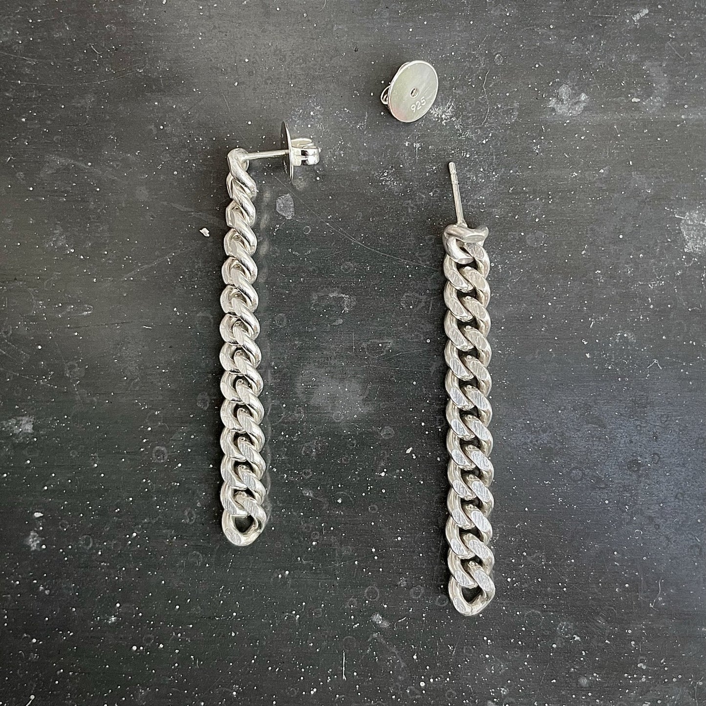 CHAIN earstuds silver tank track long I shop.bkreb.com