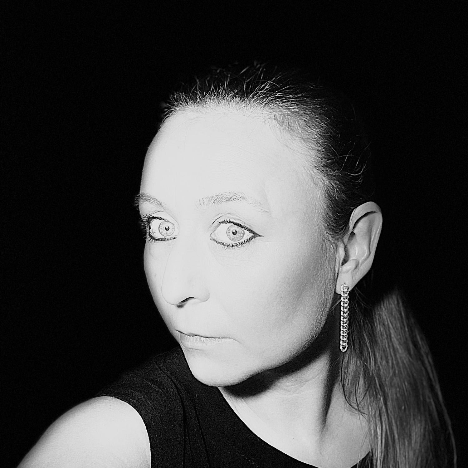 CHAIN earstuds tank track long worn I shop.bkreb.com