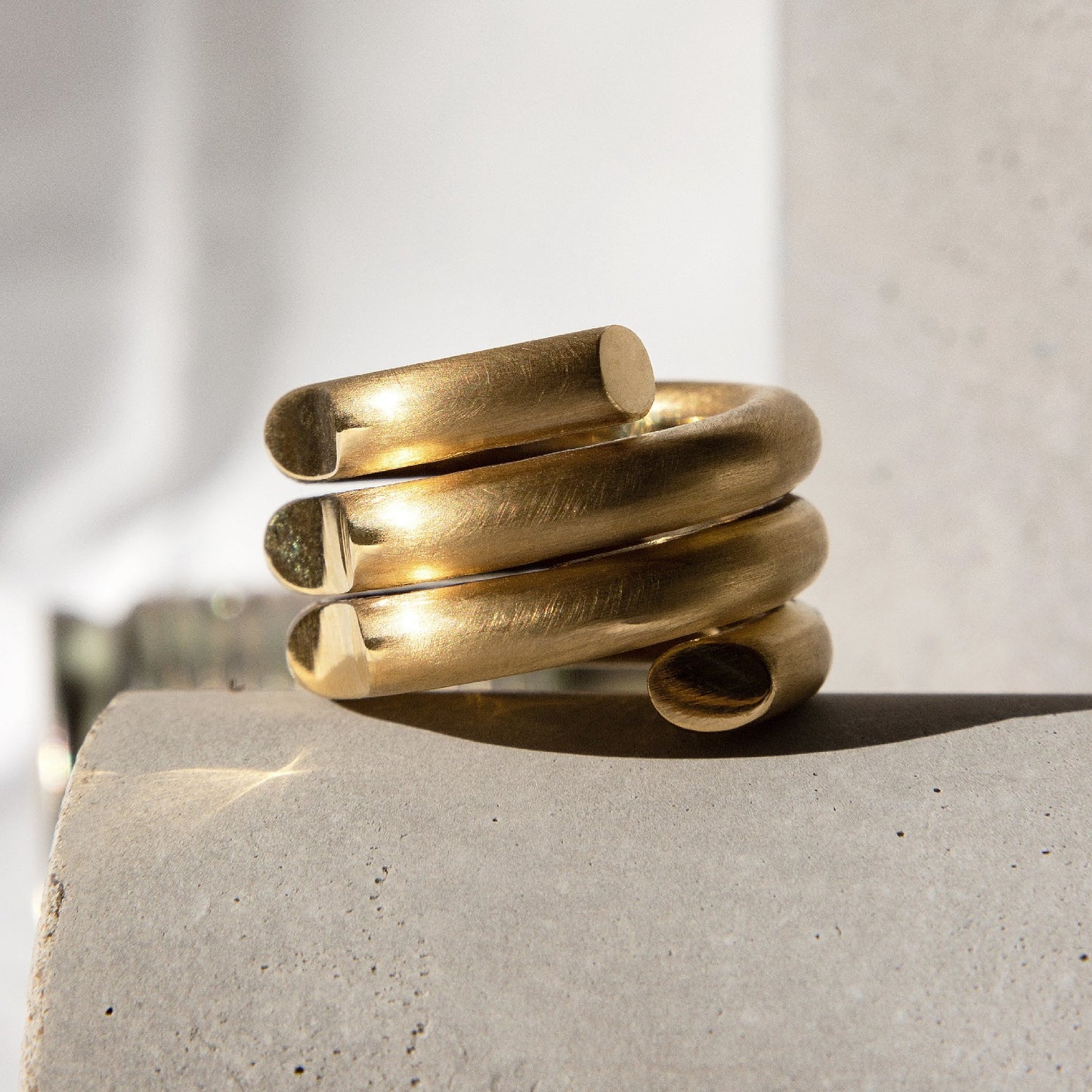 B3 spiral ring gold I shop.bkreb.com