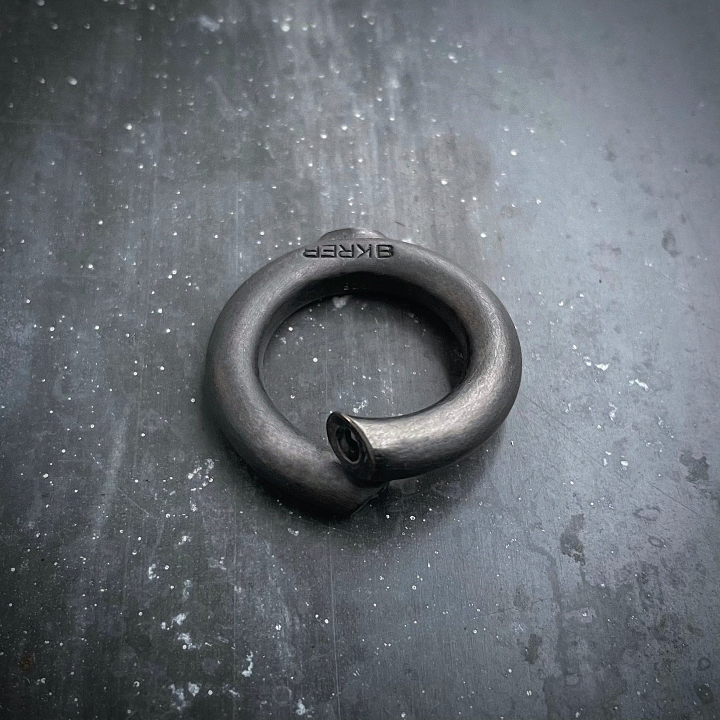 B1 ring black with precious stones I shop.bkreb.com