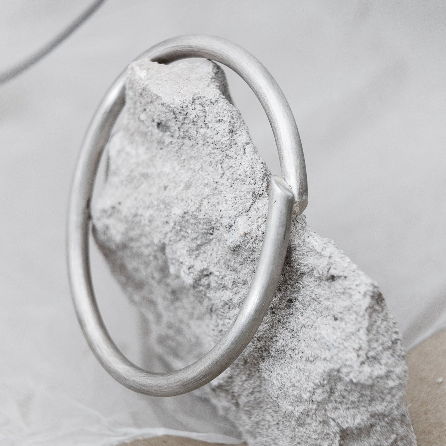 B1 bangle slim silver I shop.bkreb.com