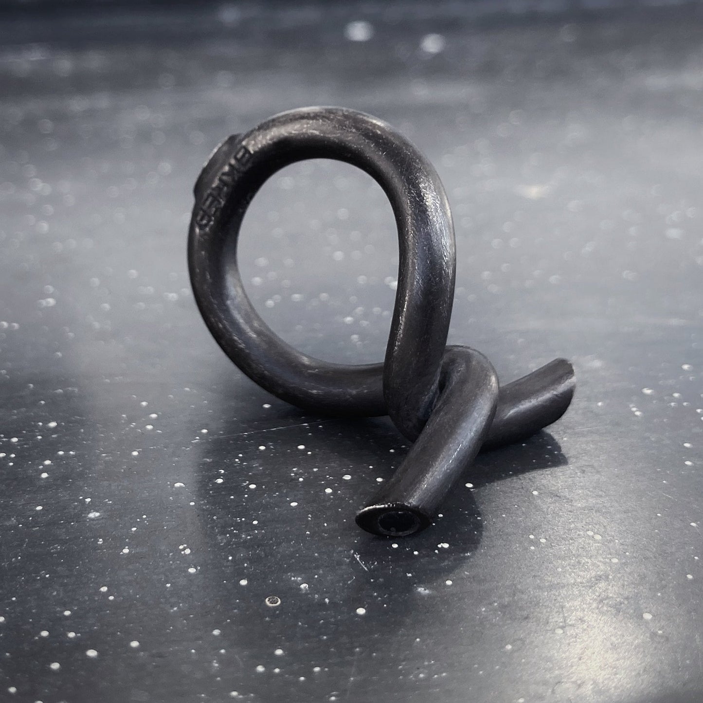 BARB ring S black with precious stones side view I shop.bkreb.com