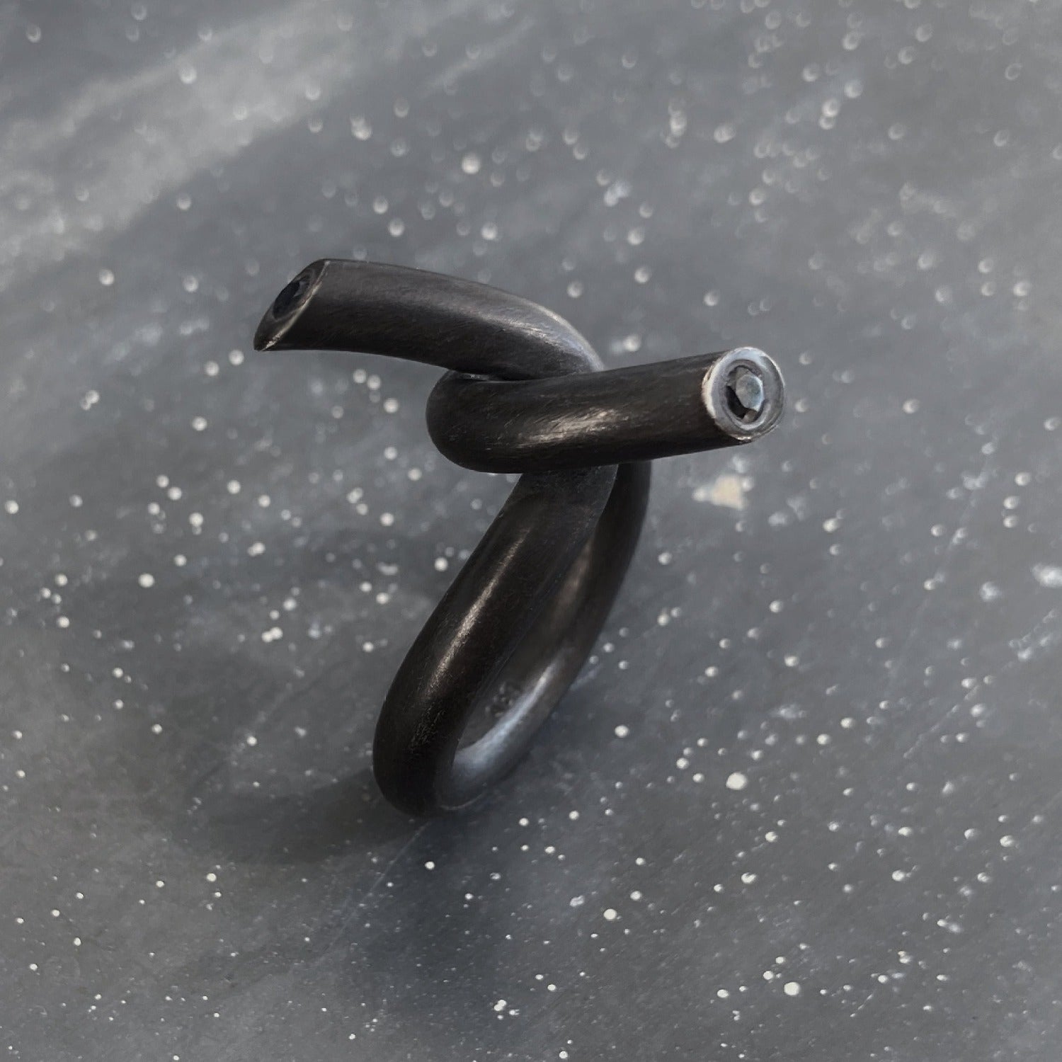 BARB ring S black with precious stones I shop.bkreb.com