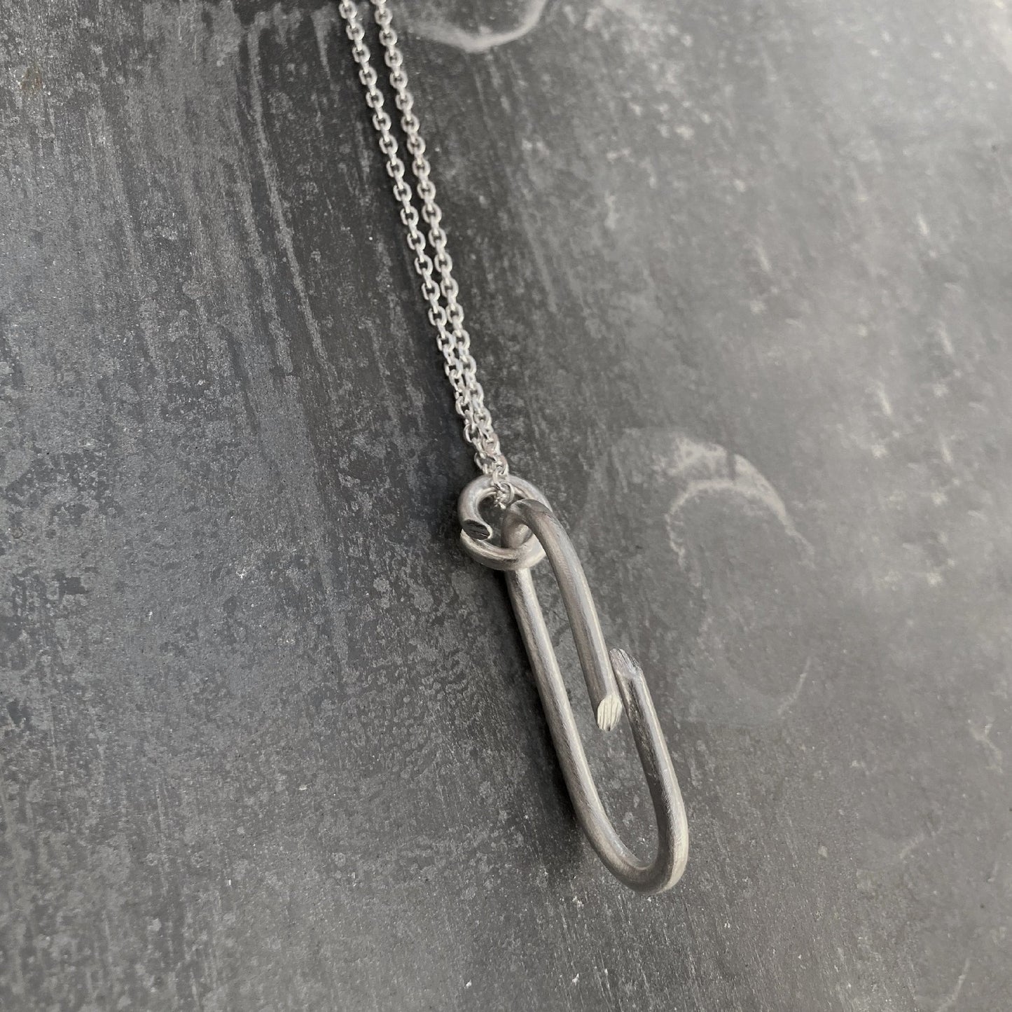 B 0 necklace silver side view close I shop.bkreb.com