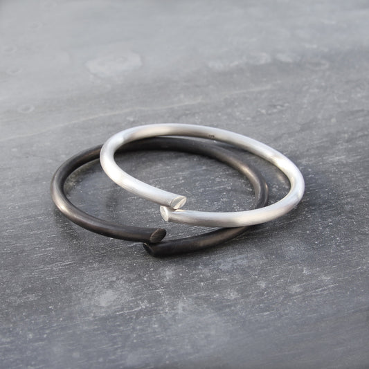 B1 bangle slim silver and black I shop.bkreb.com
