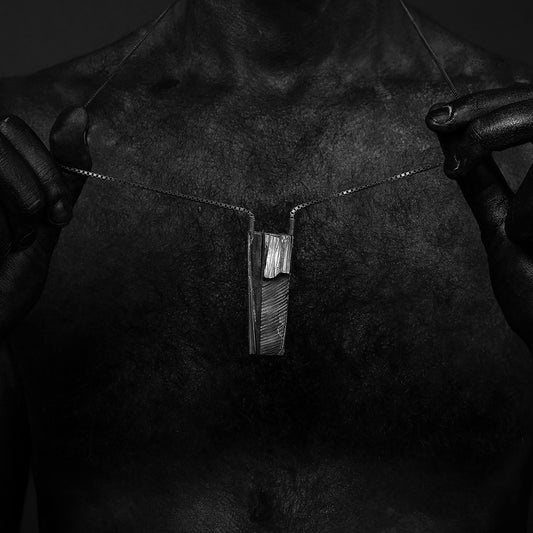 BRNT Mnt necklace oxidised silver Foto by Lola Rossi I shop.bkreb.com
