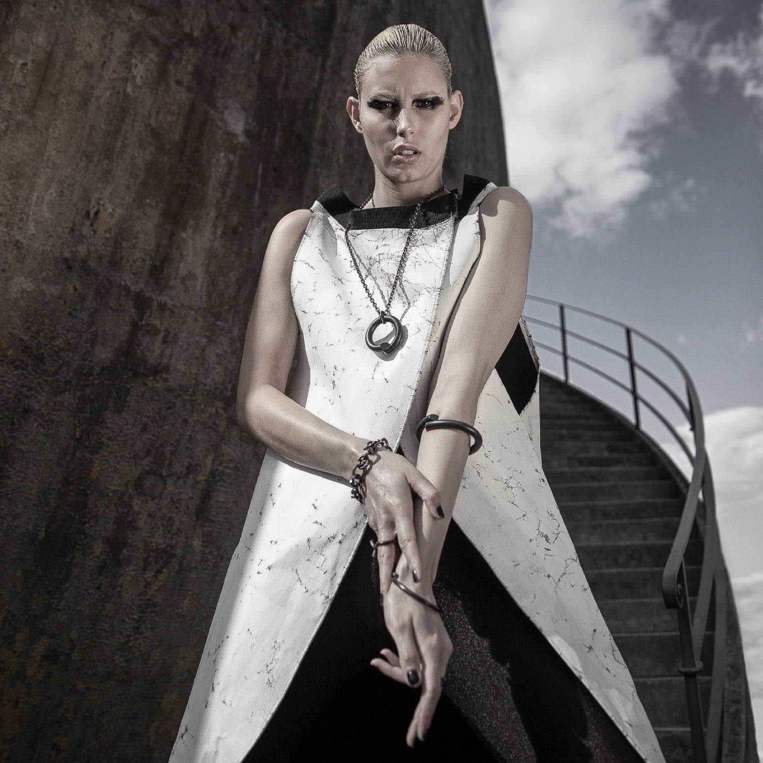 B1 necklace L I shop.bkreb.com