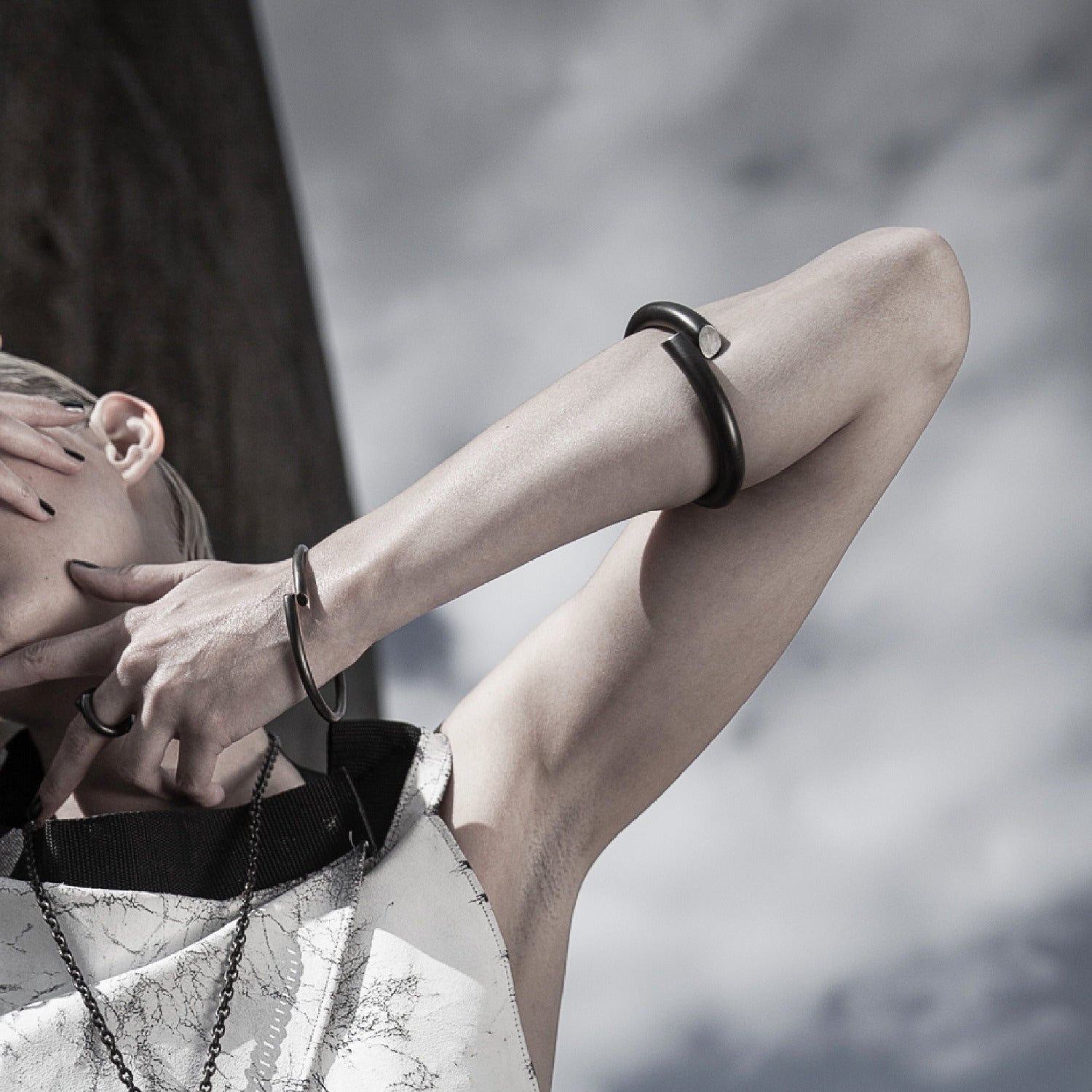 B1 bangle thick black  I shop.bkreb.com