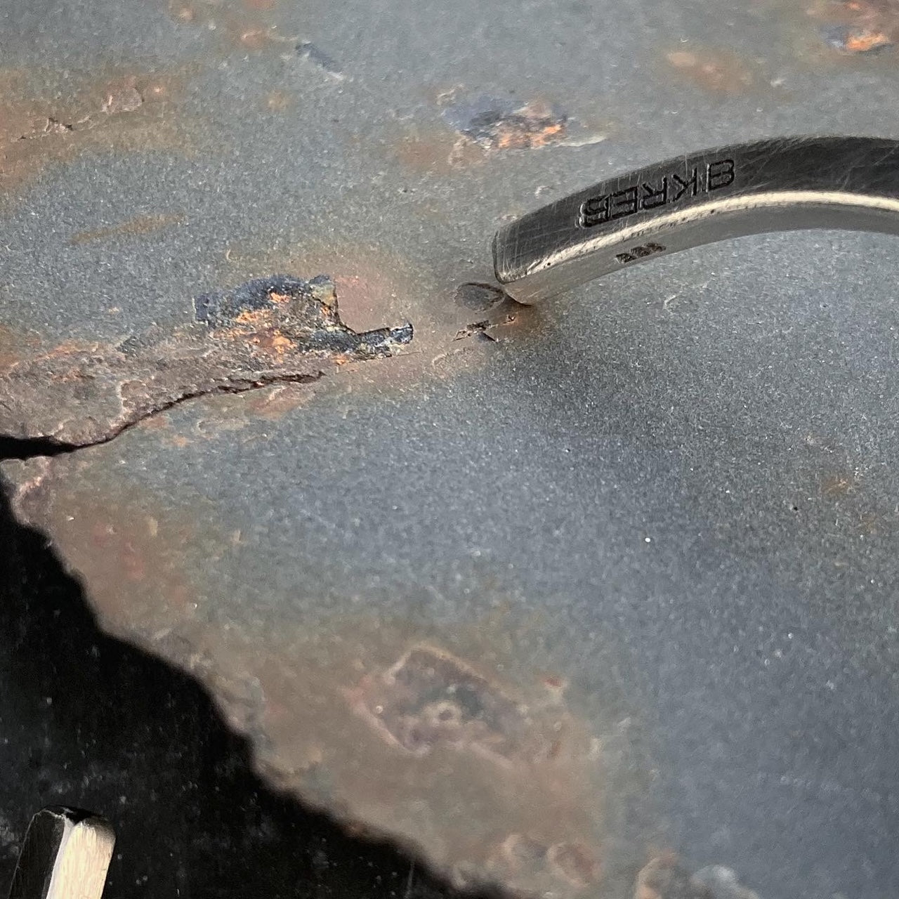 SQ5 bracelet - M - with black sapphires