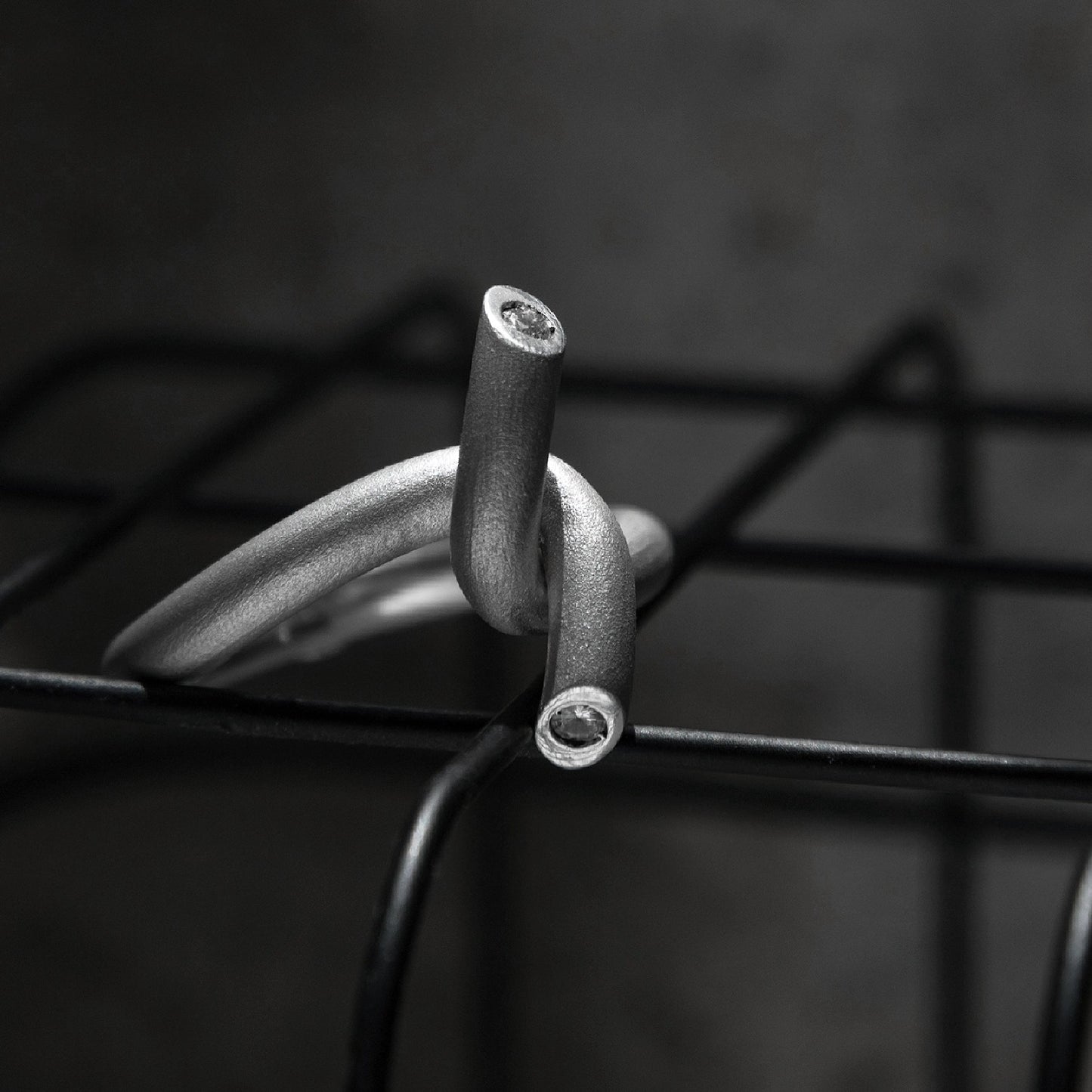 BARB ring S silver with precious stones I shop.bkreb.com