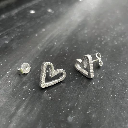 Heart ear studs in sterling silver