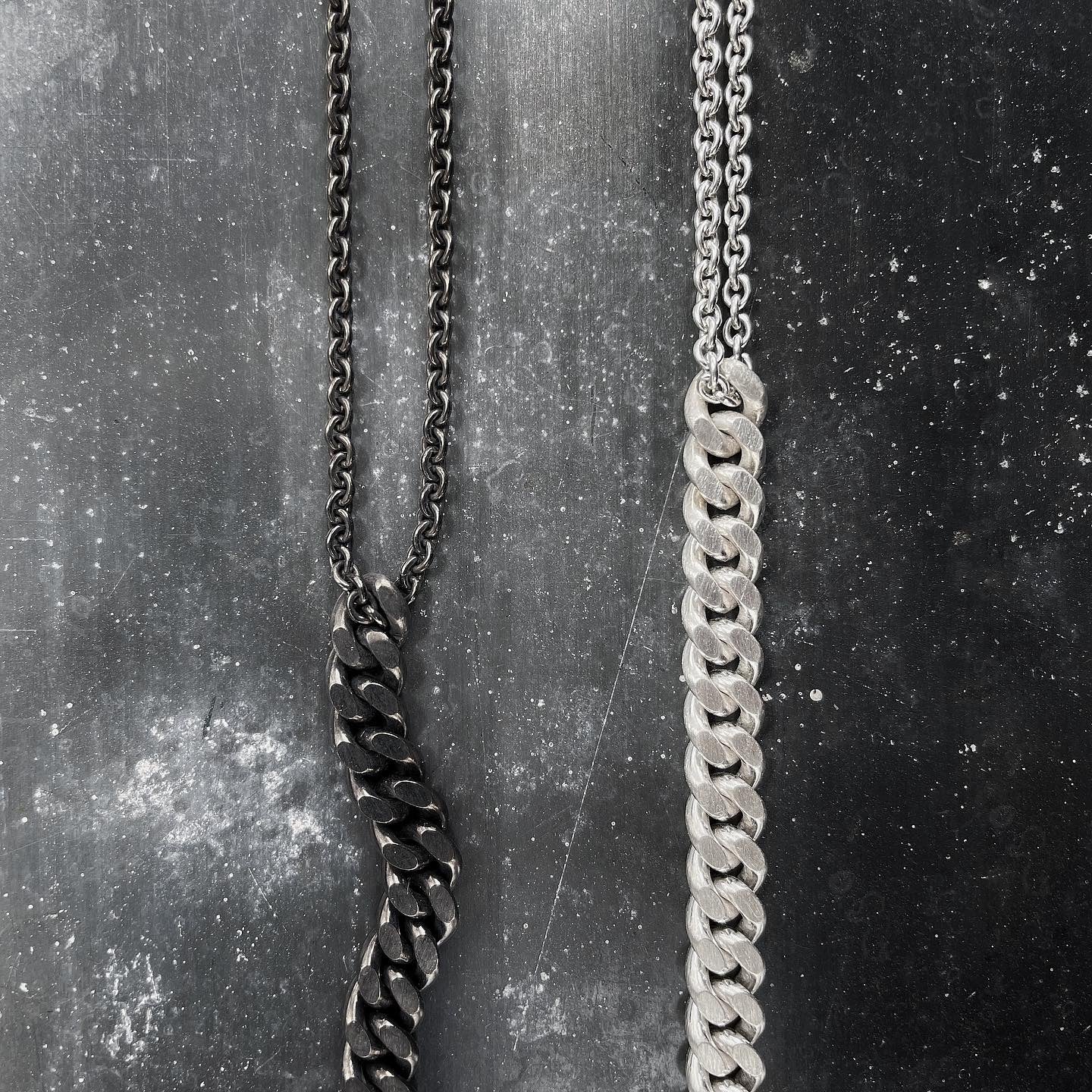 CHAIN necklace - tank track