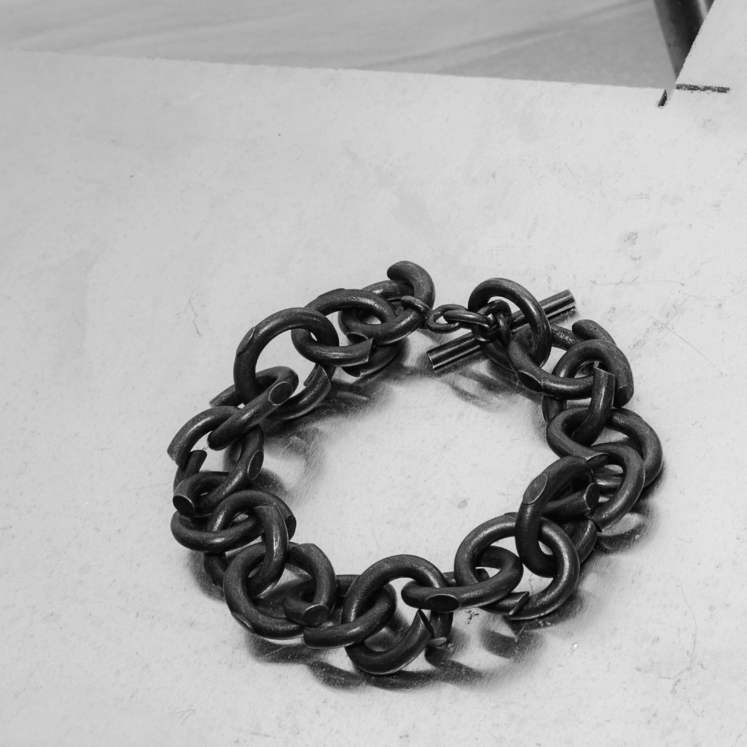 B1 bracelet black I shop.bkreb.com