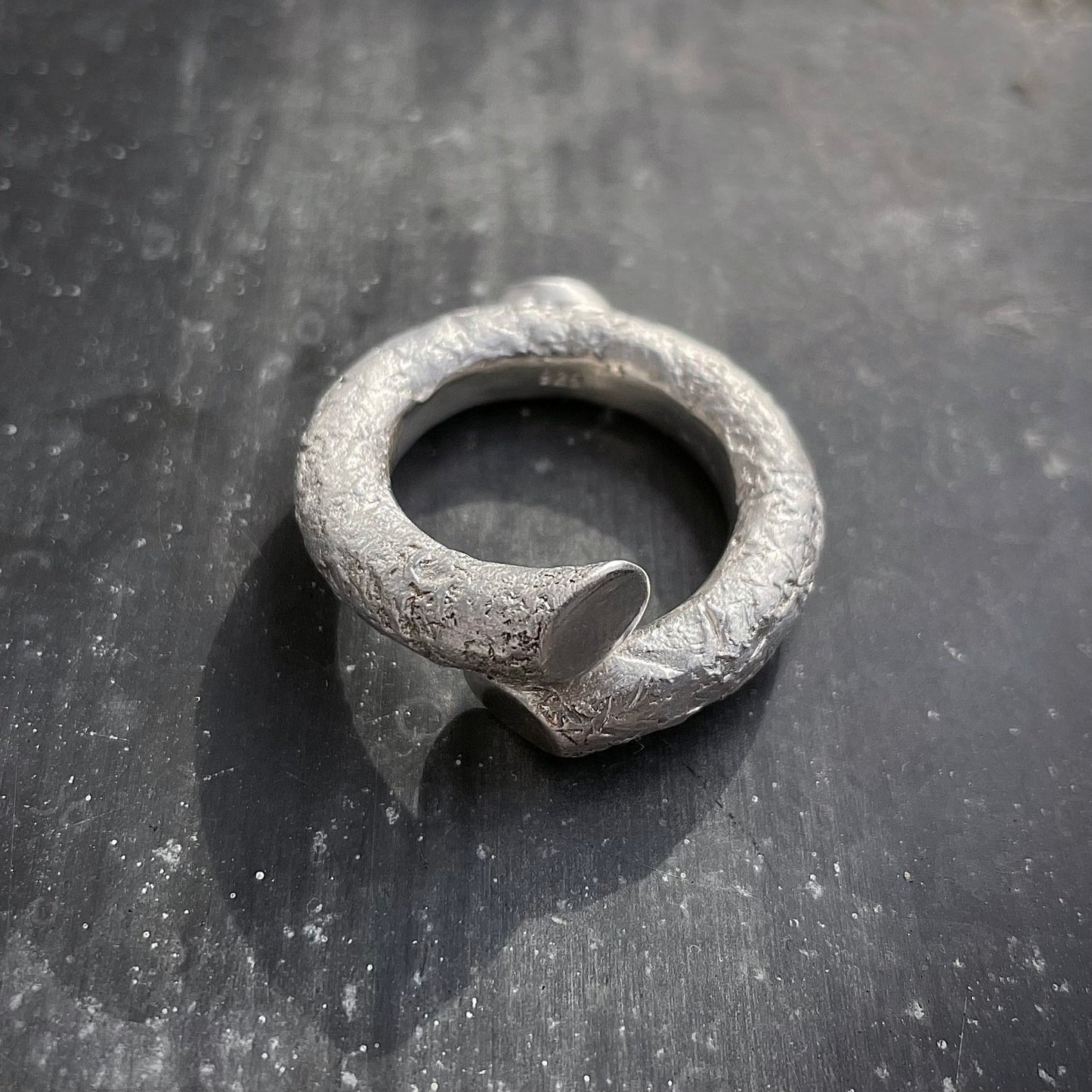 B1 ring - Silver - with rough surface structure